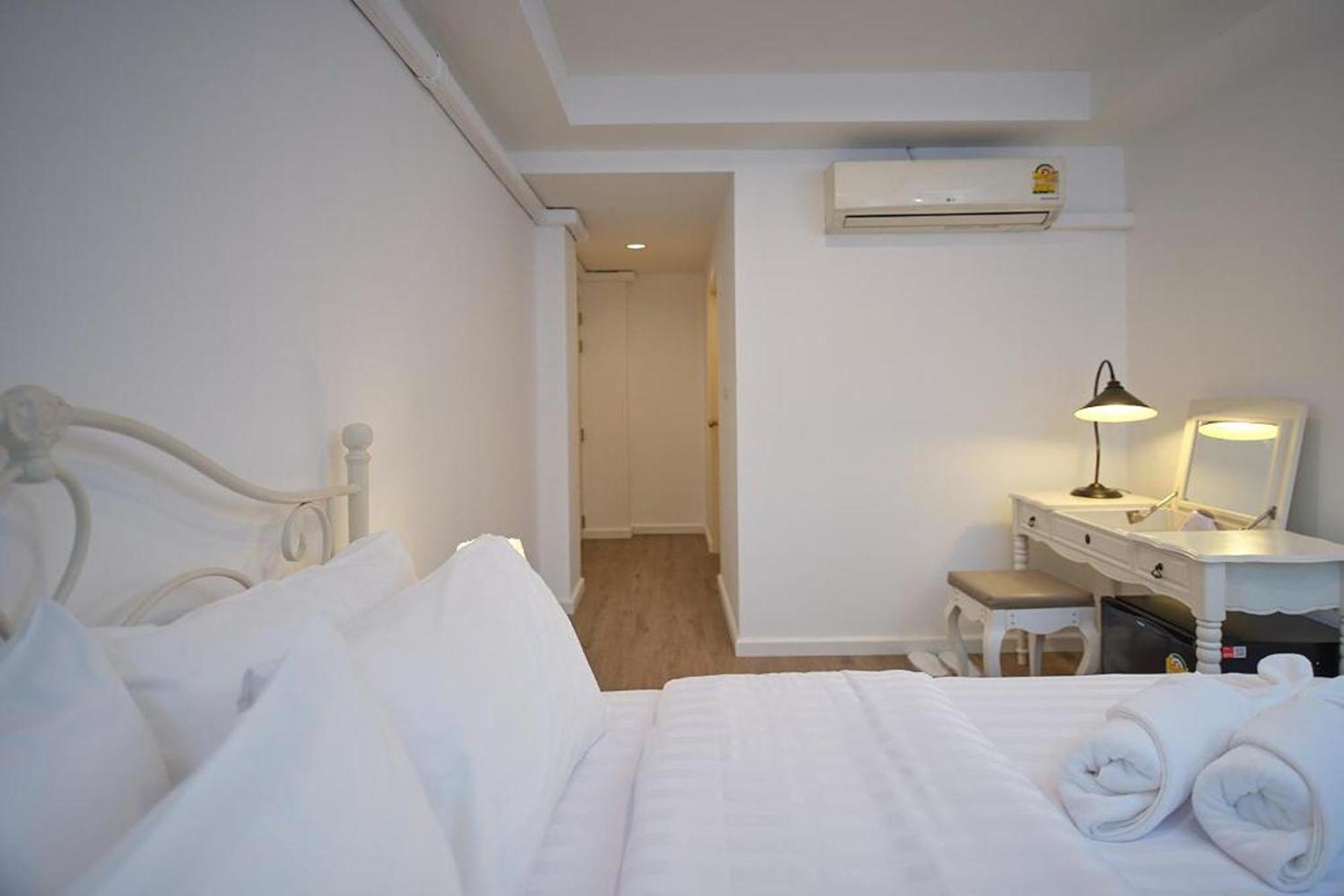 Nidhra Lanna Hotel Csiangmaj Kültér fotó