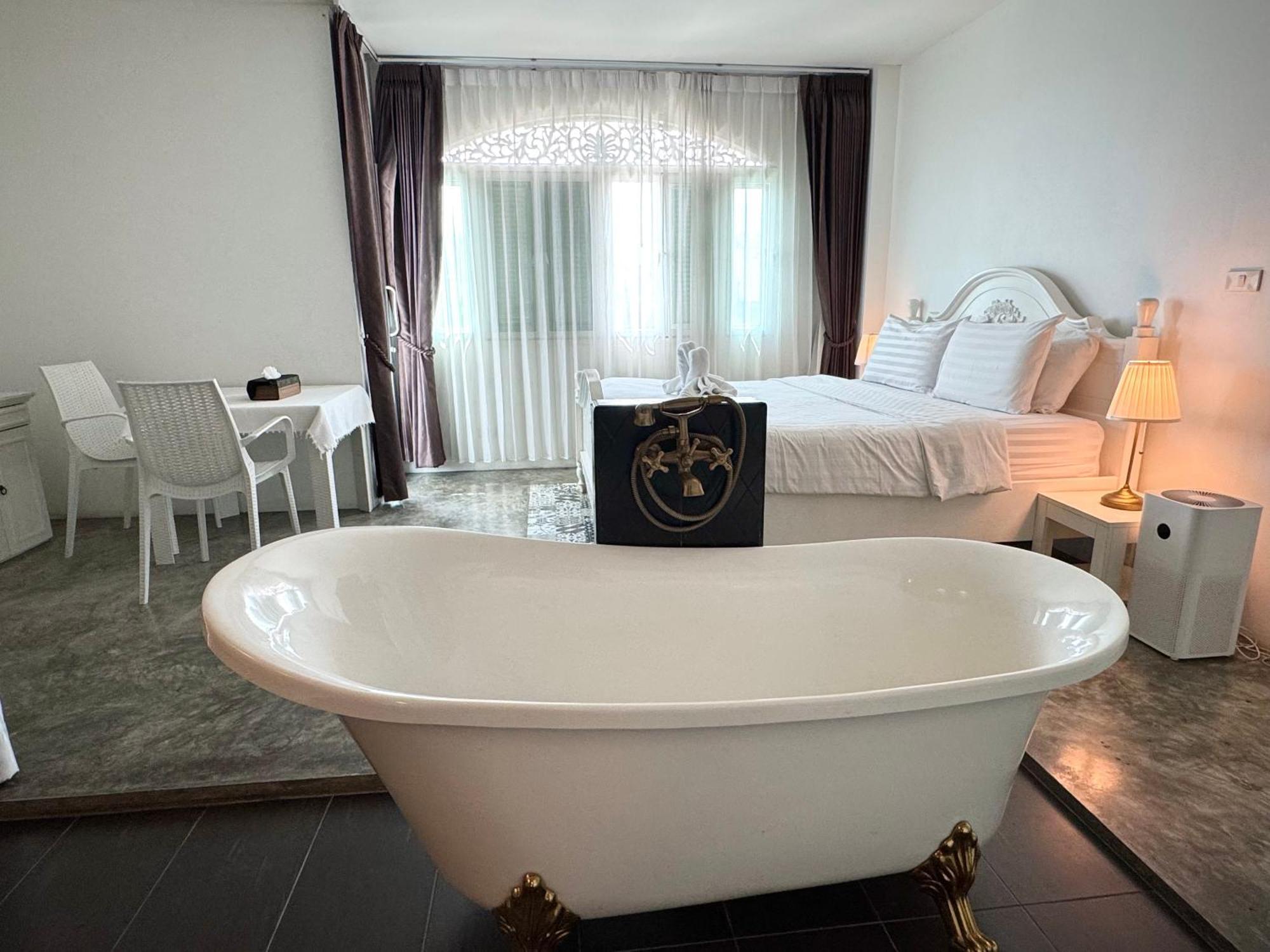 Nidhra Lanna Hotel Csiangmaj Kültér fotó