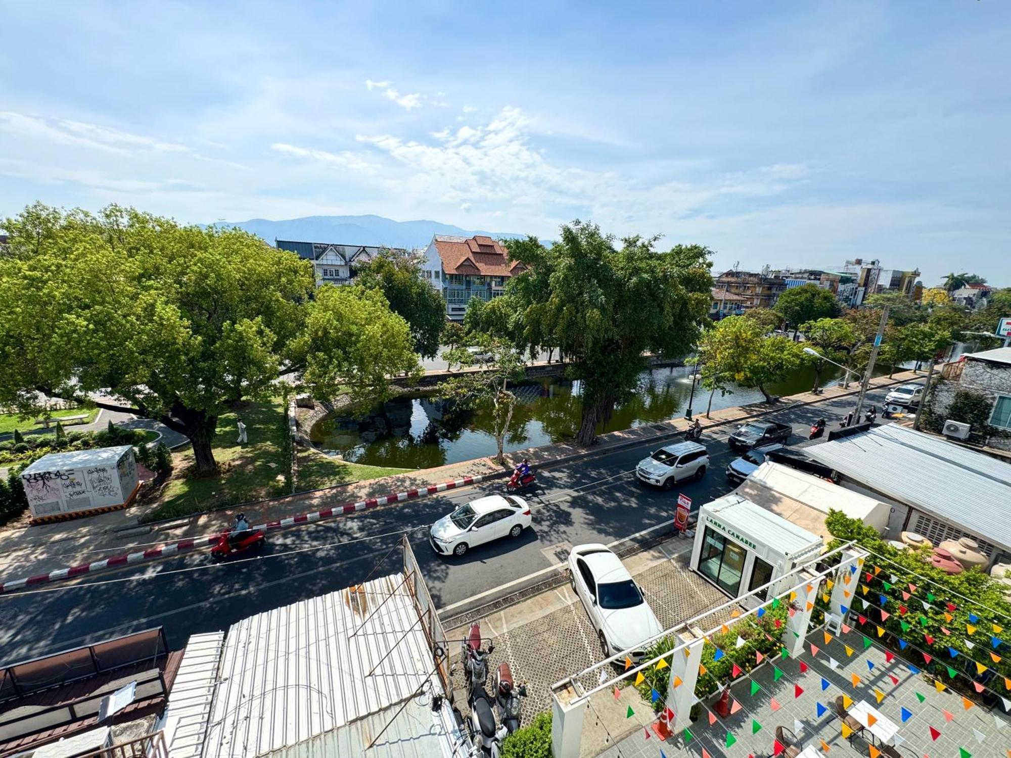 Nidhra Lanna Hotel Csiangmaj Kültér fotó