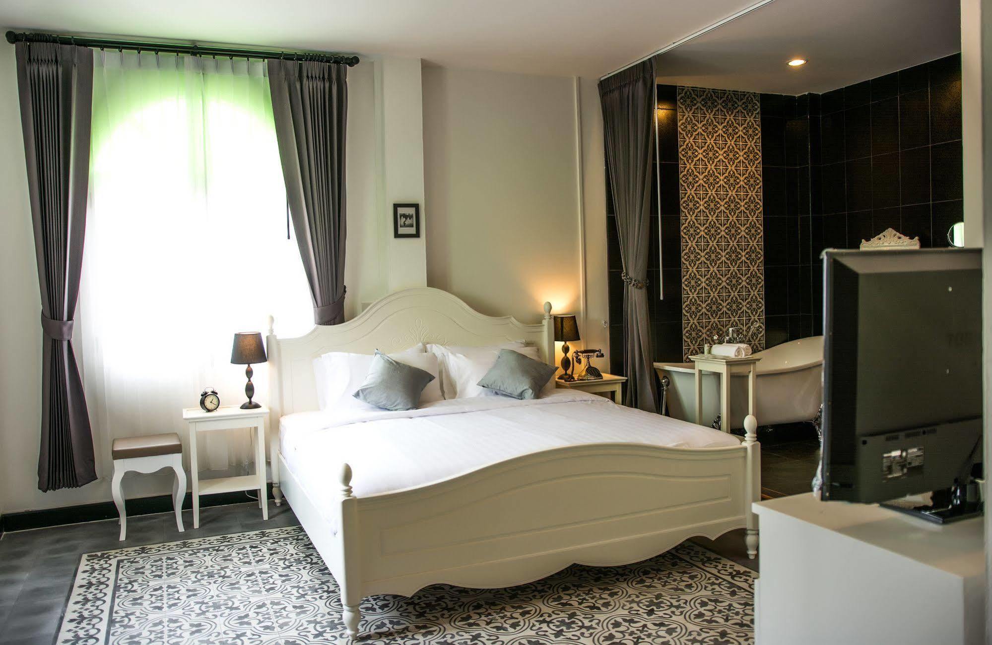 Nidhra Lanna Hotel Csiangmaj Kültér fotó