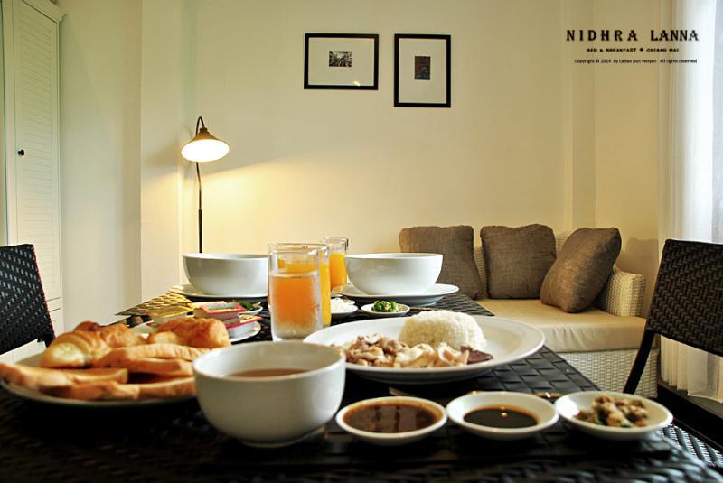 Nidhra Lanna Hotel Csiangmaj Kültér fotó